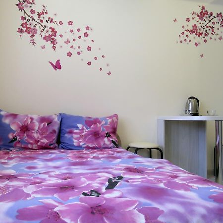 Korolenko Apartment Kharkiv Eksteriør billede